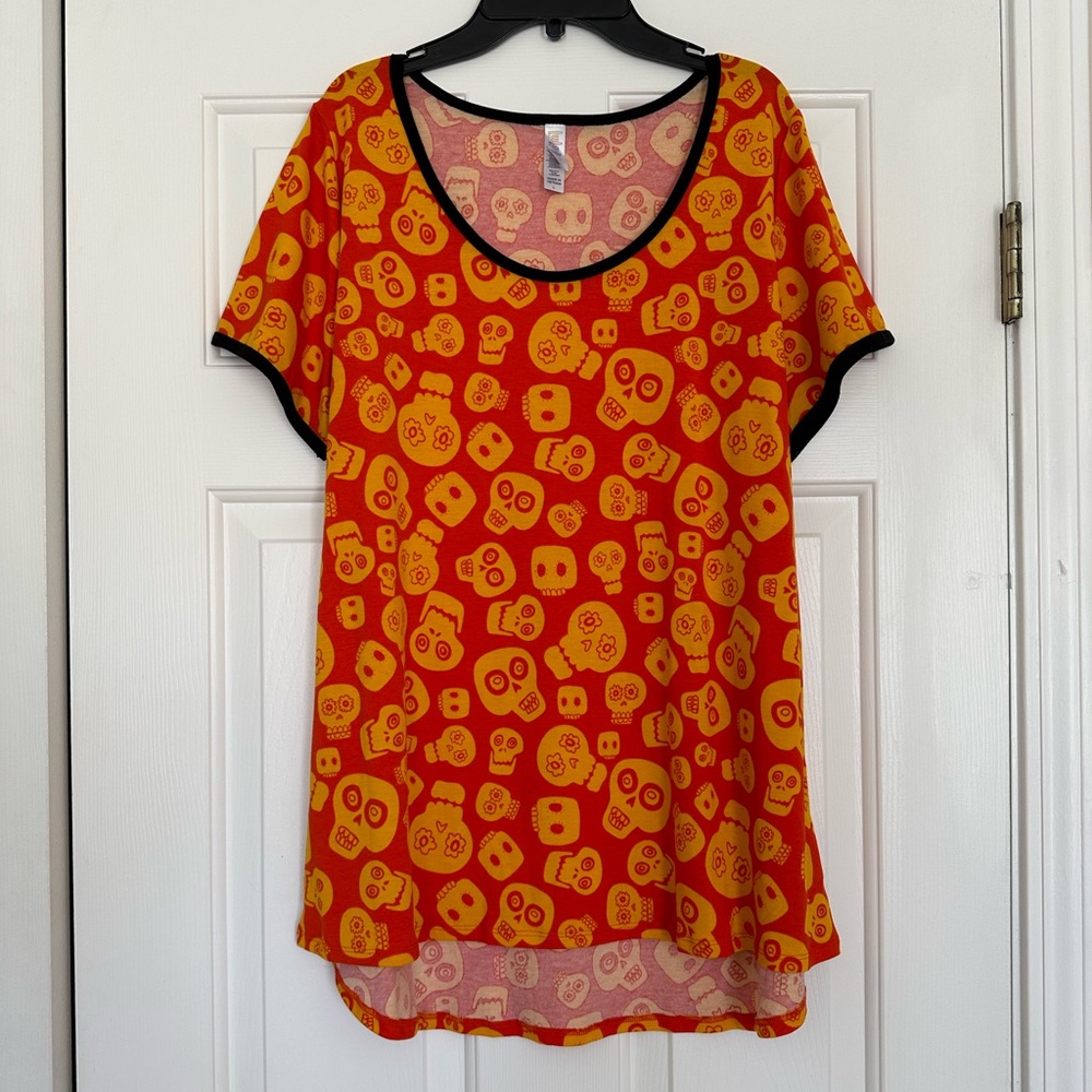 Lularoe‎ Classic T Large